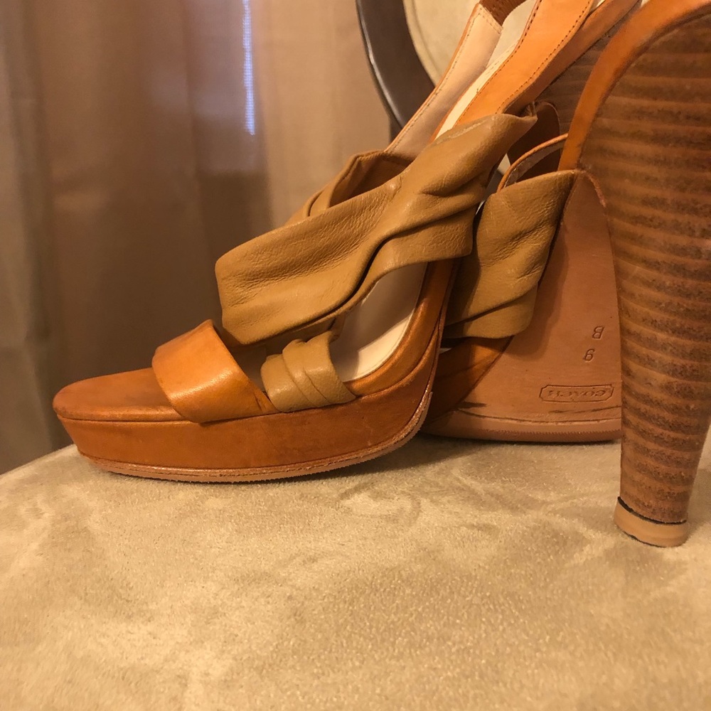 Coach Heels - Picture 4 of 6